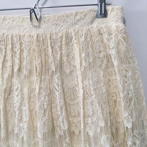✨SALE✨ Lace skirt